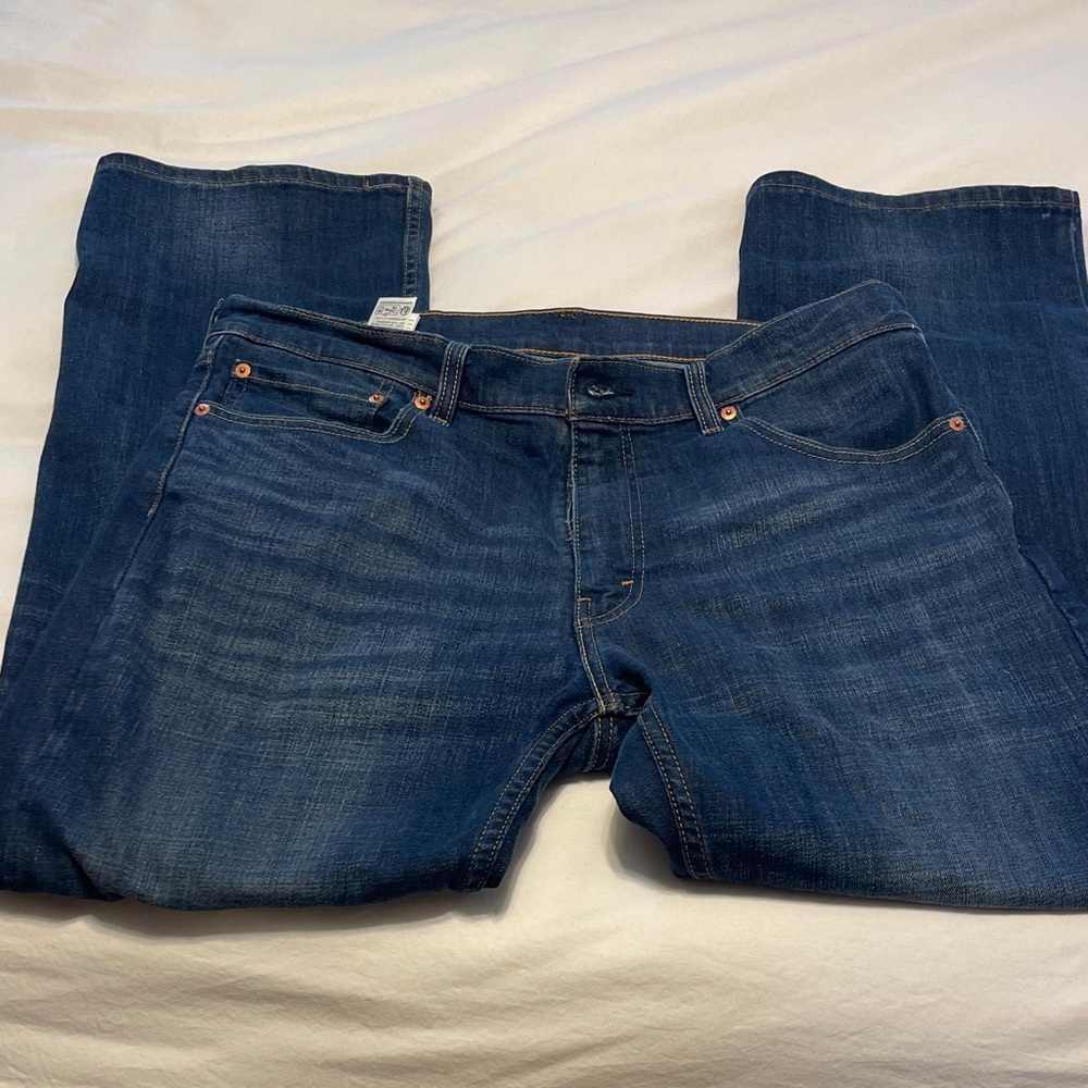 Signature by Levi Strauss Classic Blue Straight Jeans 30” inseam